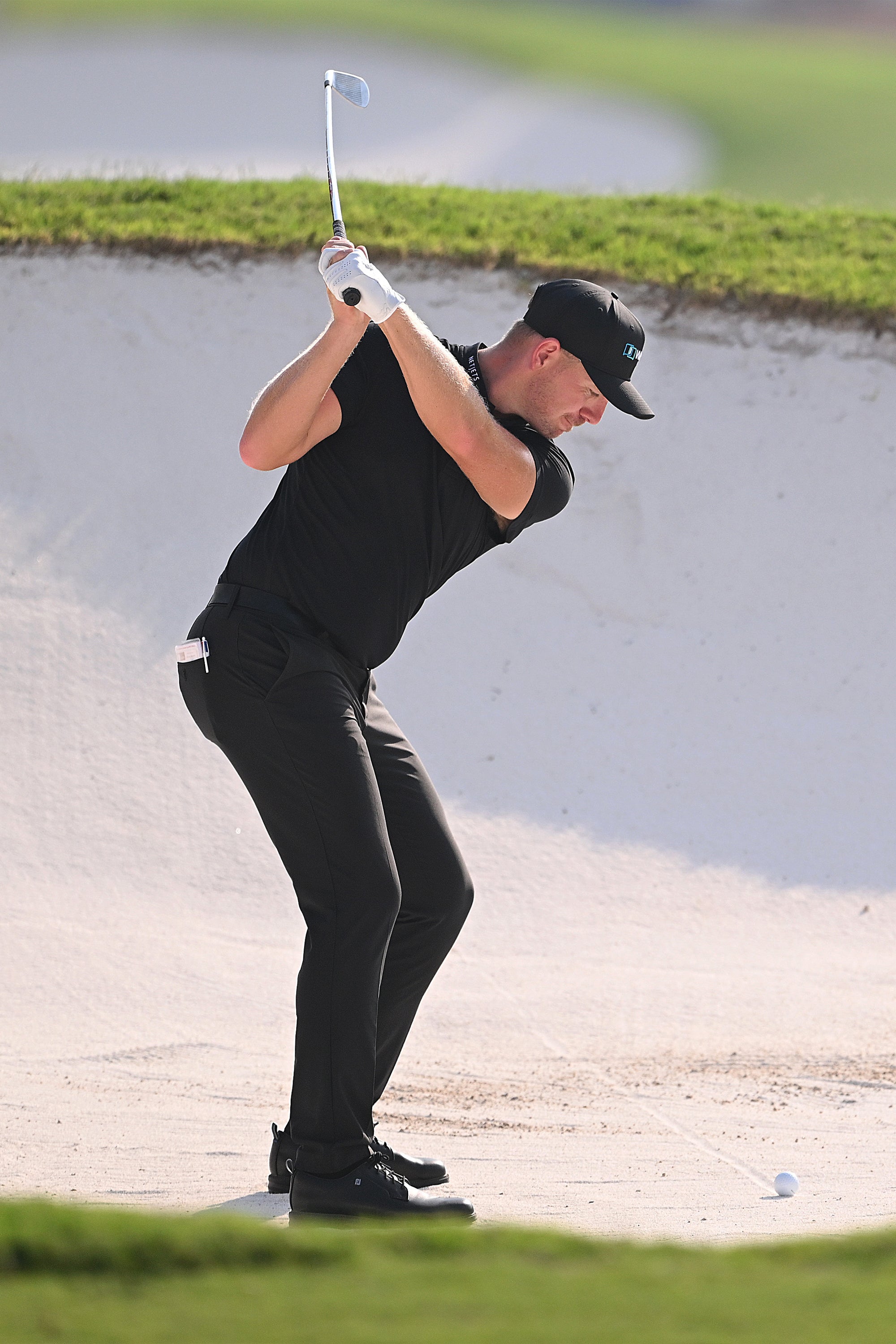 Matt Wallace with nine consecutive birdies | J.Lindeberg Official