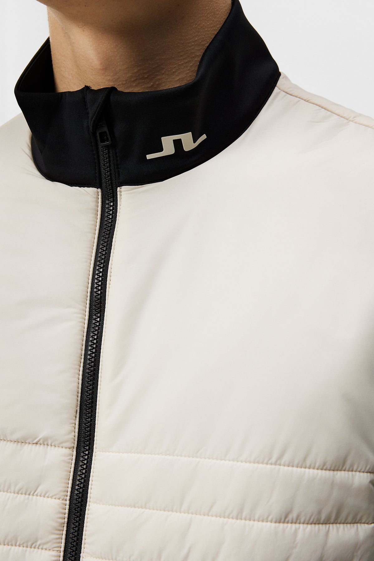 Martino Quilt Hybrid Vest / Almond Milk