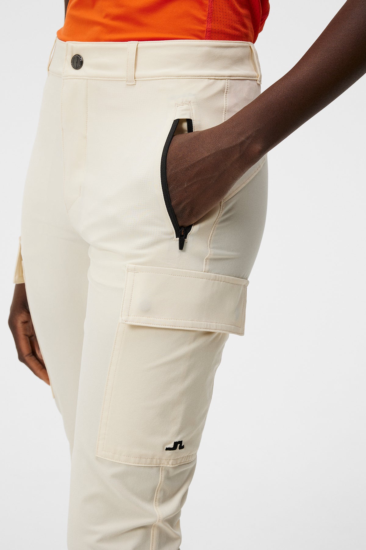 Anya Pant / Almond Milk