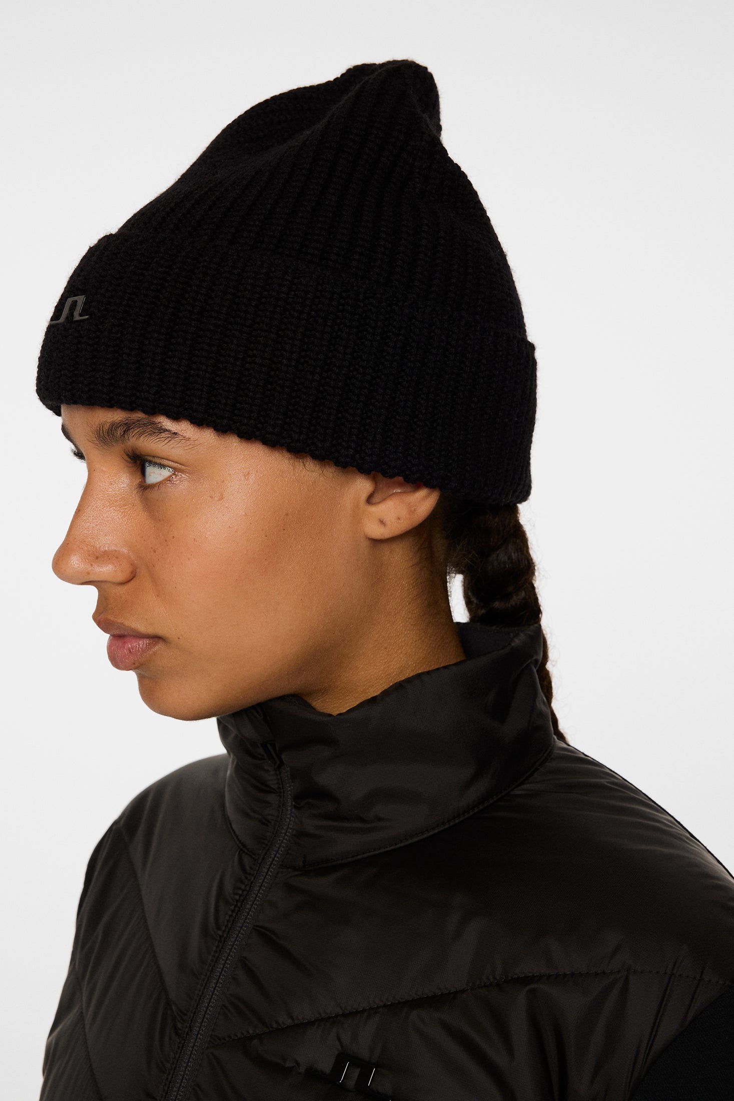 Joan Merino Beanie / Black | J.Lindeberg Official