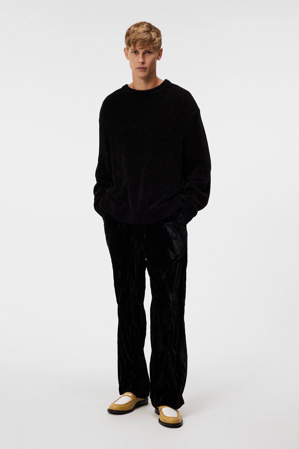 Charles Chenille Sweater / Black