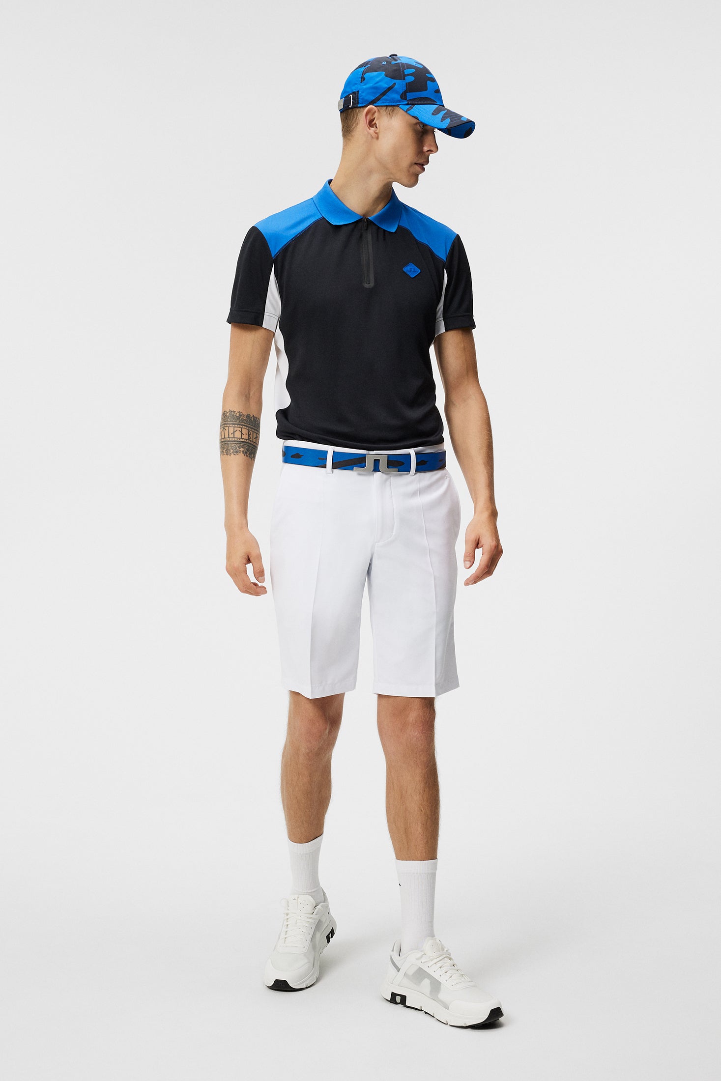 Leon Quarter Zip Mid Layer / Black – J.Lindeberg