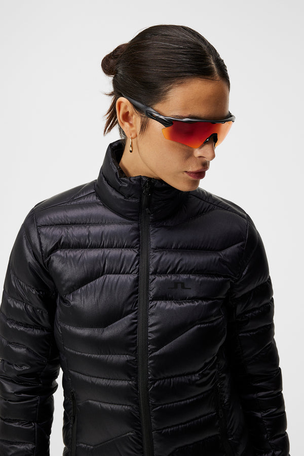 W Cliff Light Down Jacket / Black