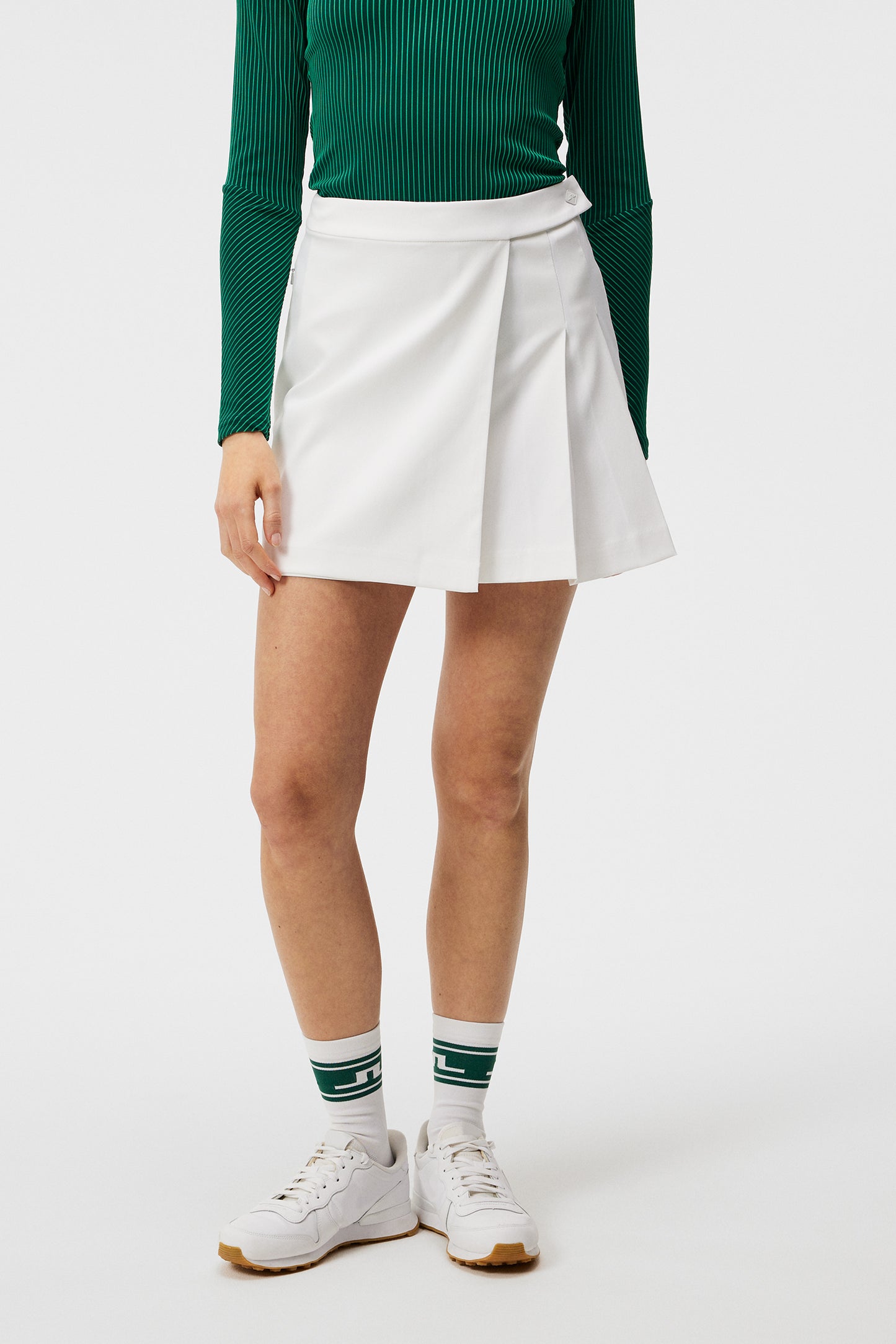 Cataleya Pleated Skirt / White