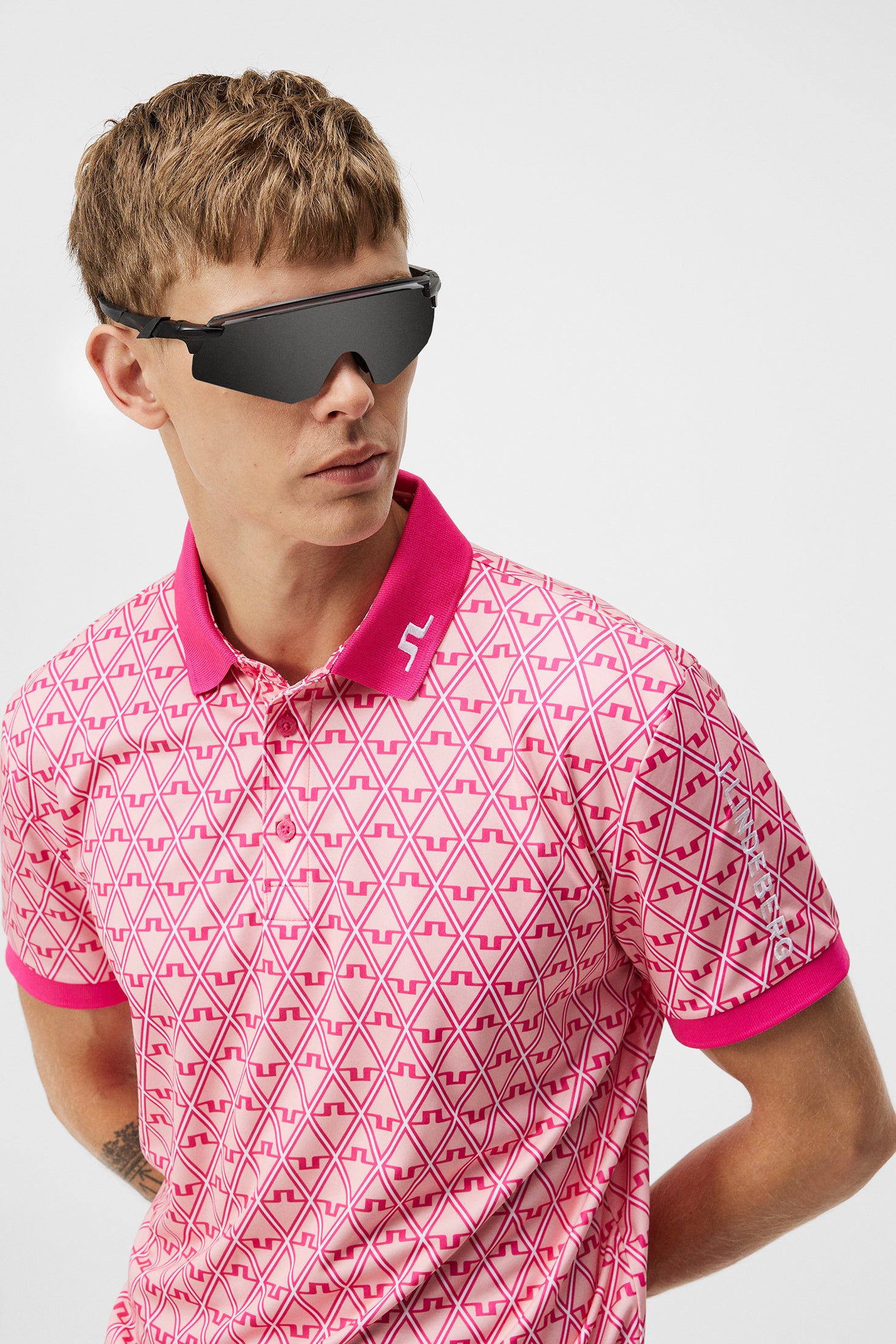 Tour Tech Reg Fit Print Polo / Geo Powder Pink | J.Lindeberg Official