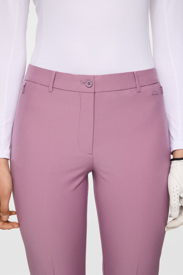 Pia Pant / Very Grape