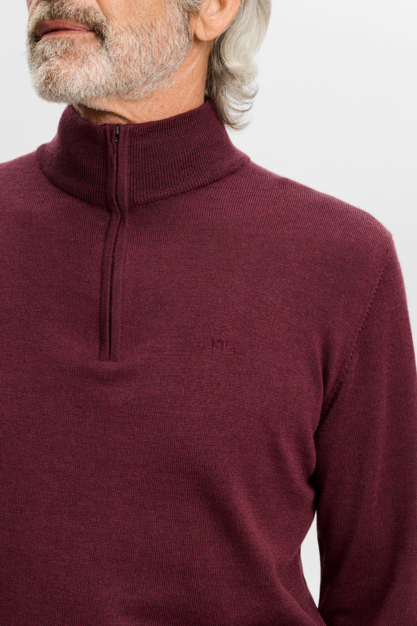 Kiyan Quarter Zip Sweater / Winetasting