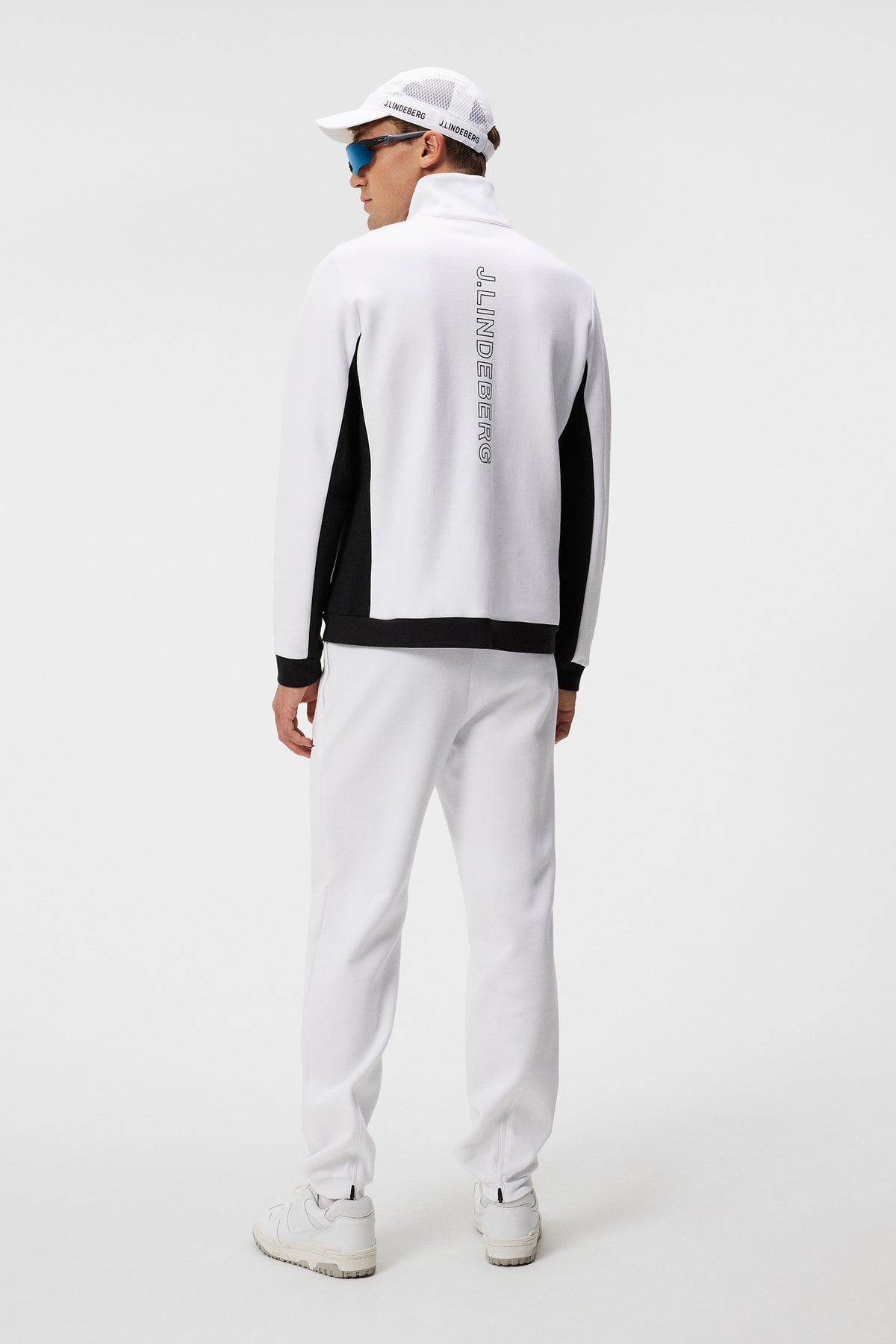 Callum Pant / White