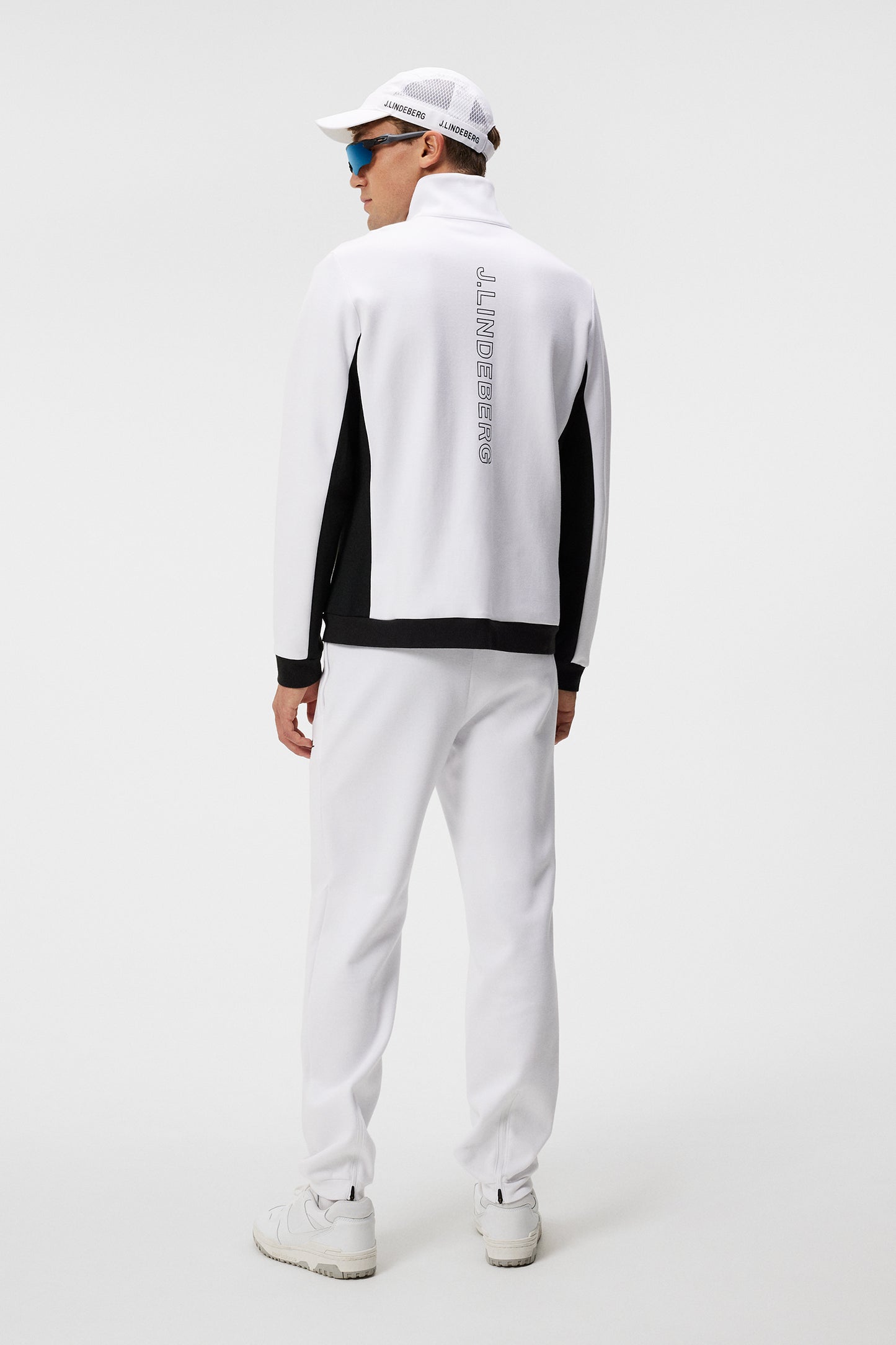 Callum Pant / White