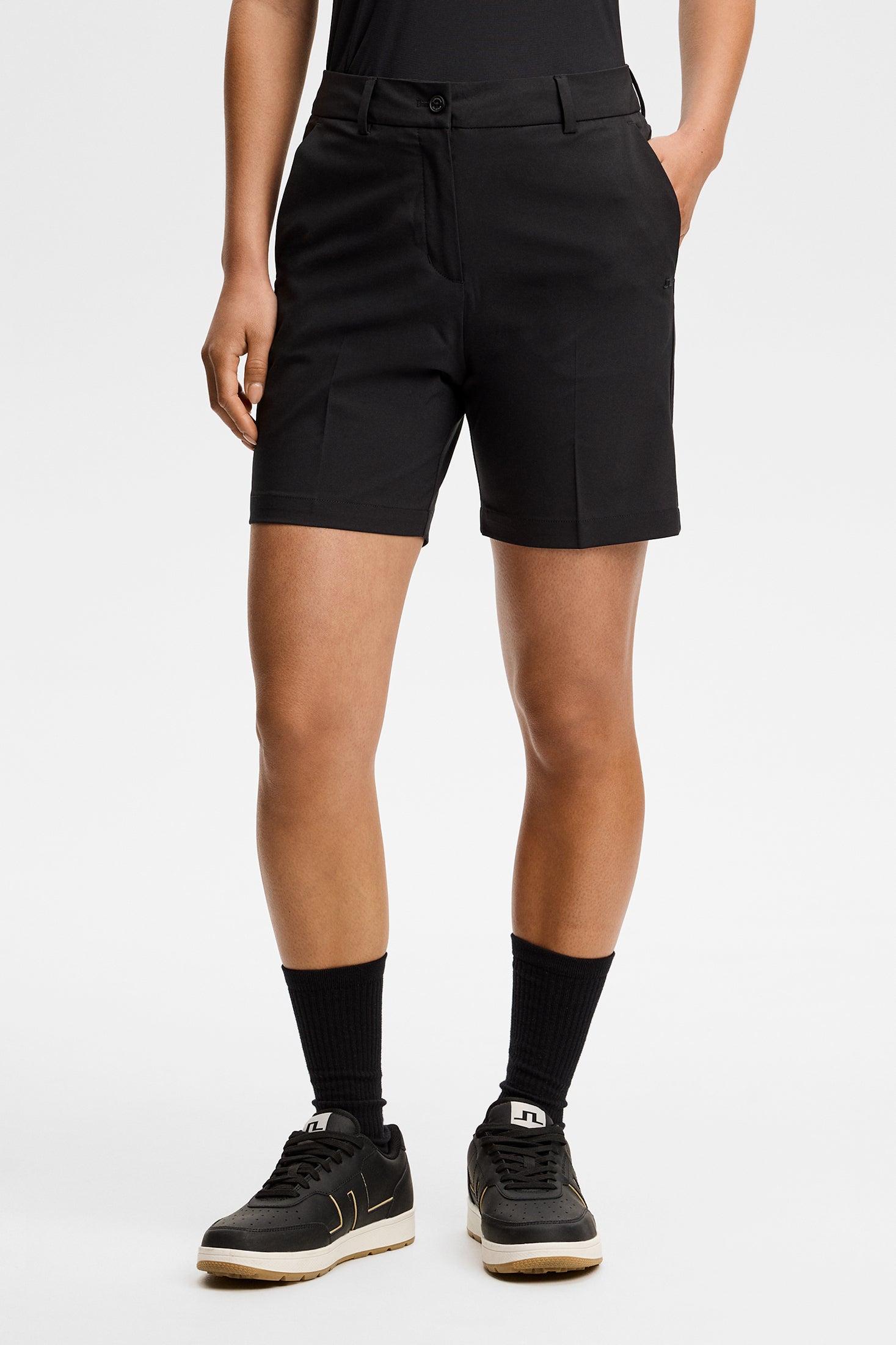 J.LINDEBERG レディースショートパンツ サイズ【26 SS】新品未使用 Gwen Long Shorts / Black | J.Lindeberg Official