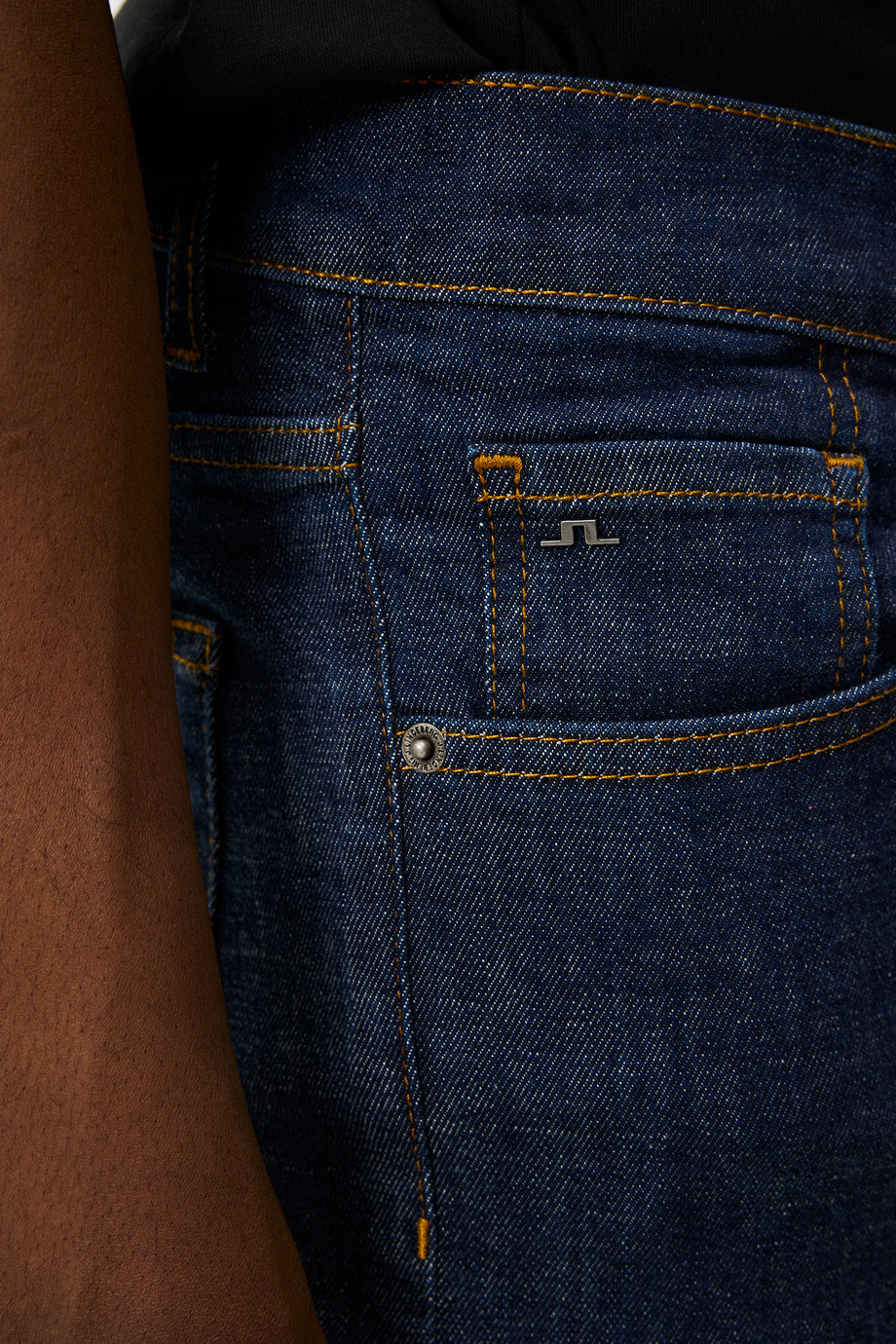 Jay Active Dark Indigo Jeans / Dark Blue