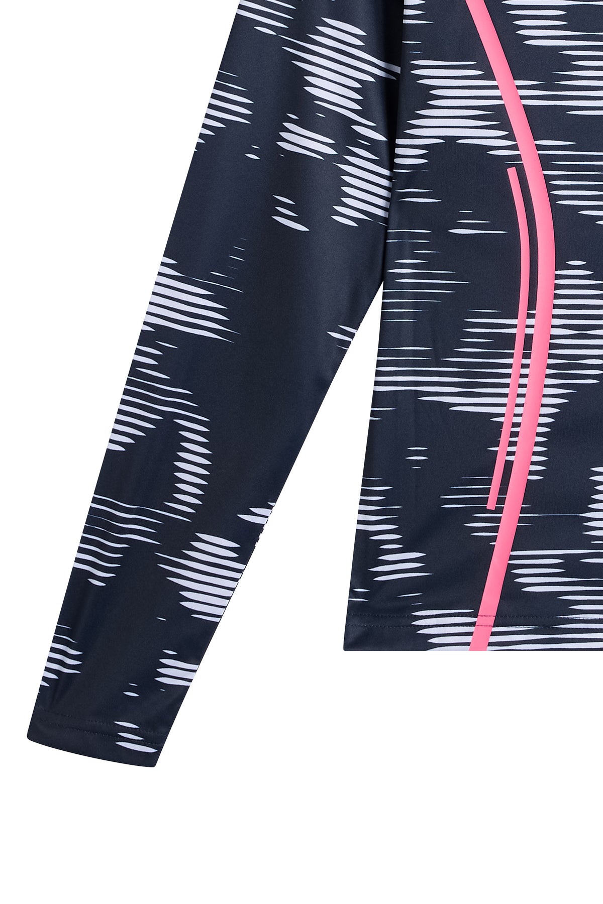 Close-up: Line LS Printed Top met all-over grafische print en contrasterende roze streepdetails.