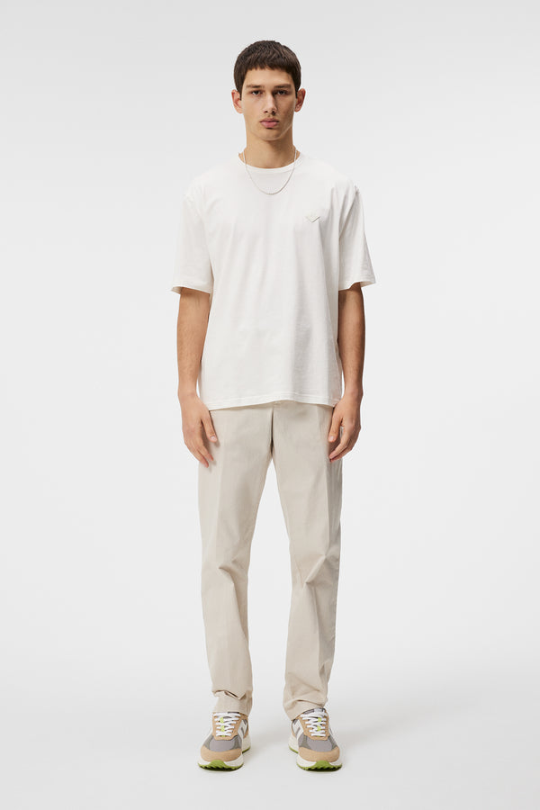 Hale Logo Patch T-Shirt / Cloud White