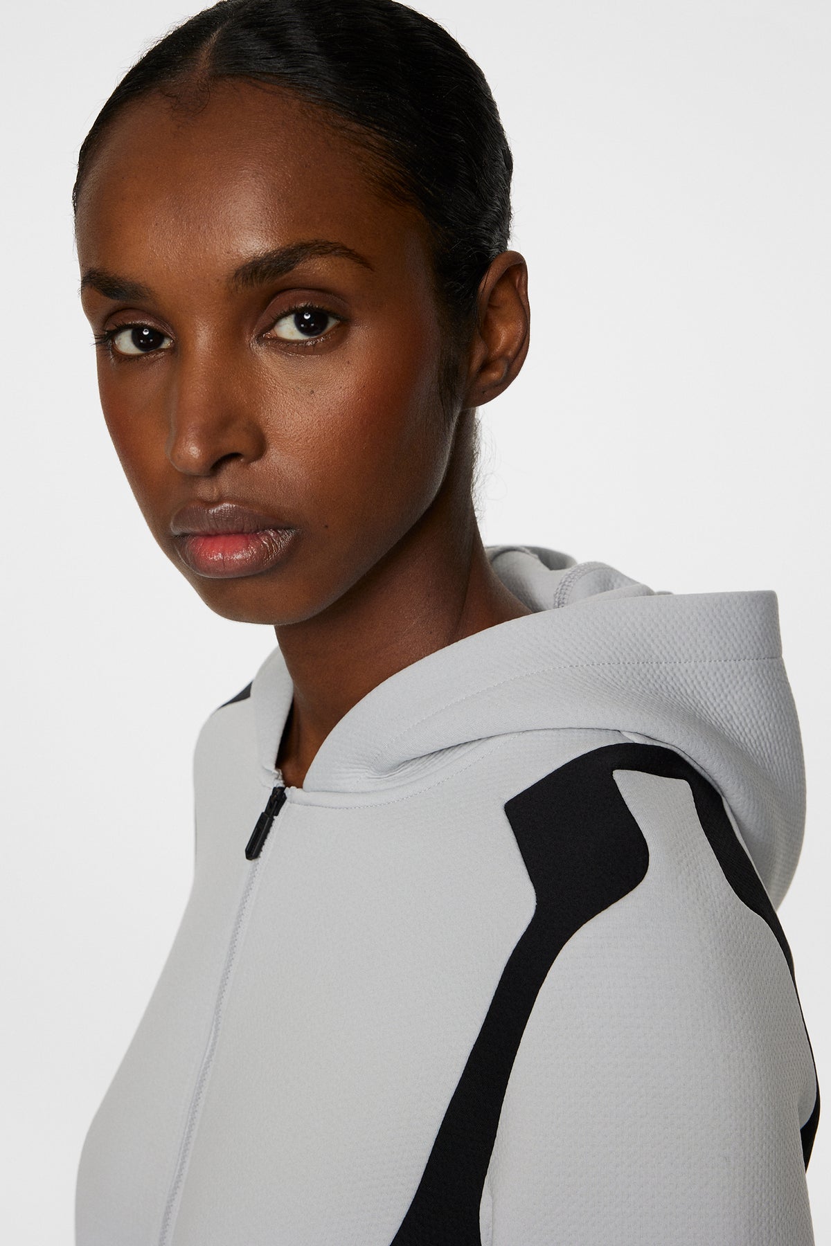 Ella Zip Hood / High Rise