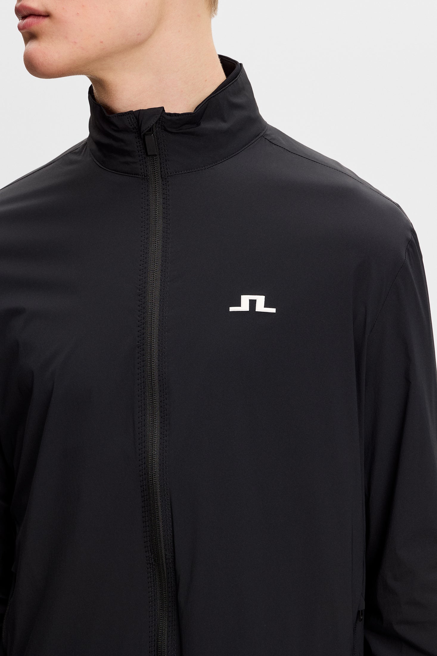 Ash Light Packable Jacket / Black | J.Lindeberg Official