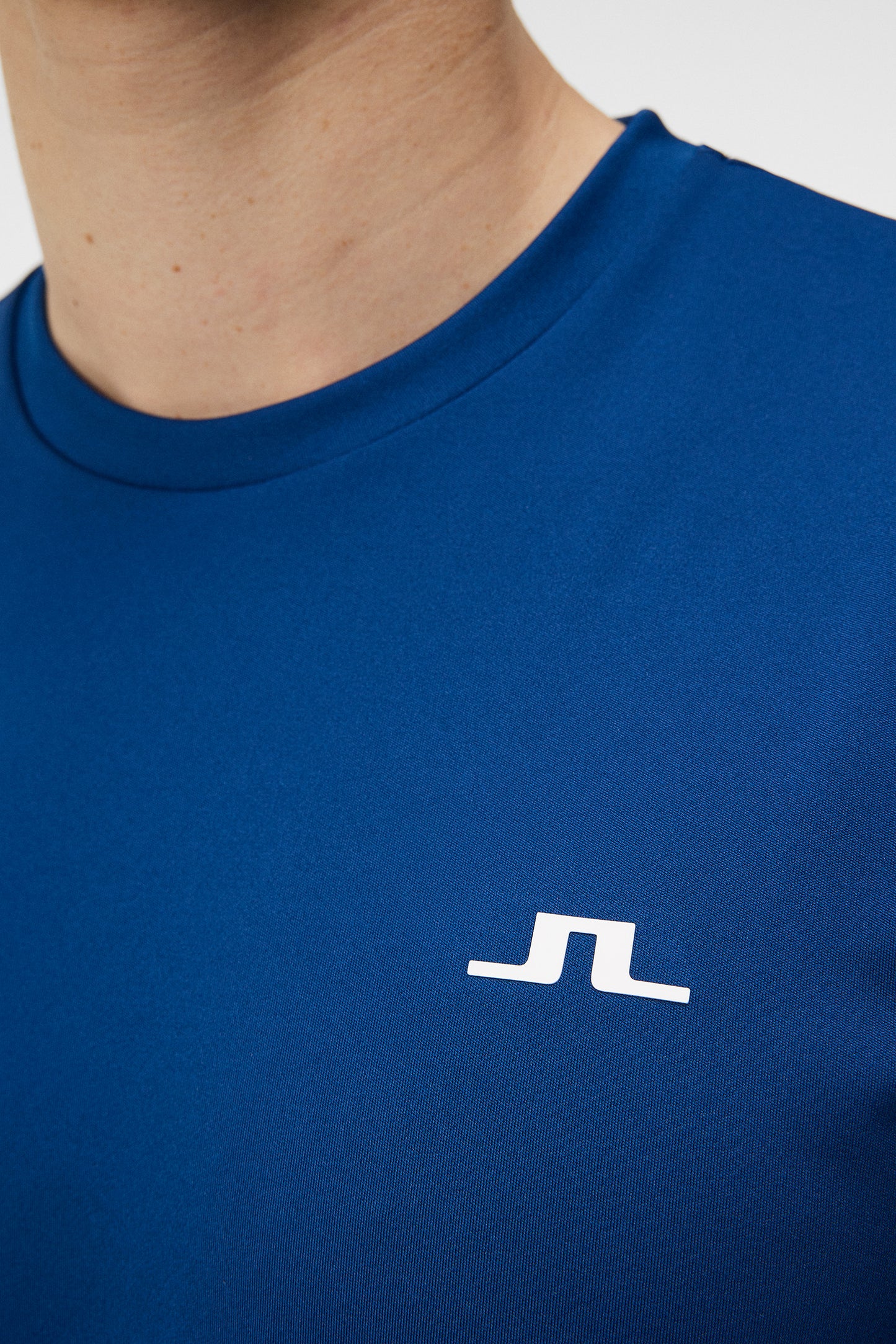 Ade T-shirt / Estate Blue