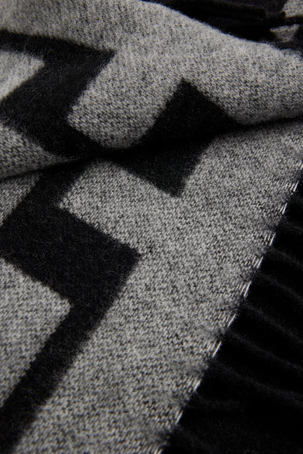 Champ Double Sided  Scarf / Black