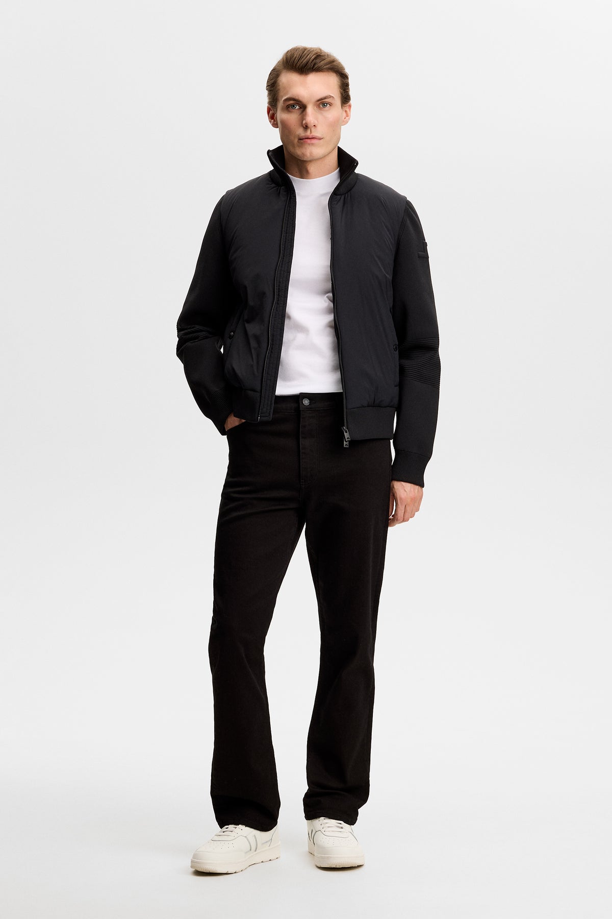 Cody Stay Black Reg Jeans / Black