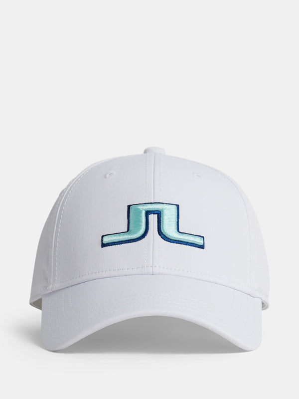 Angus Cap / White