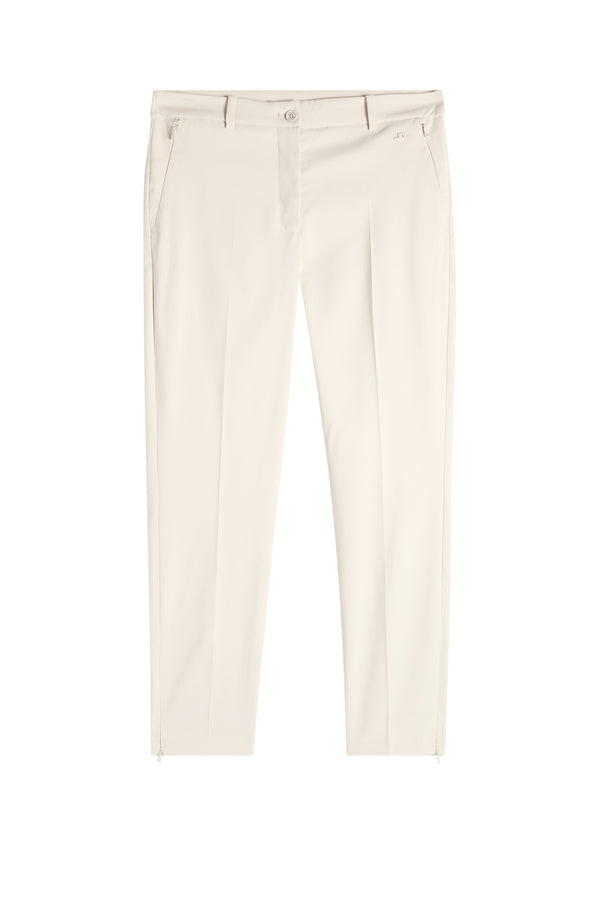 Pia Pant / Moonbeam
