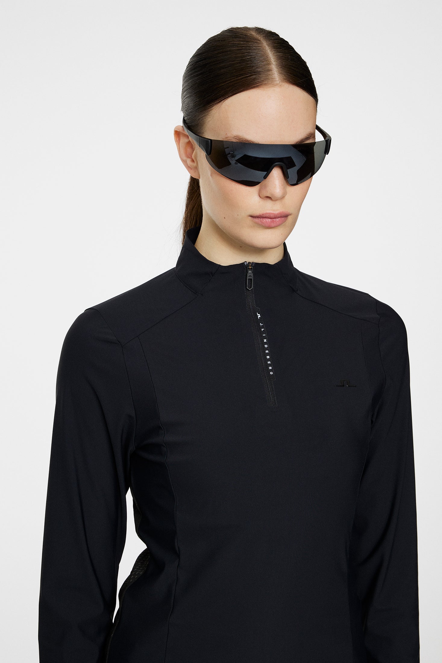 Sonja Tech Mid Layer / Black | J.Lindeberg Official