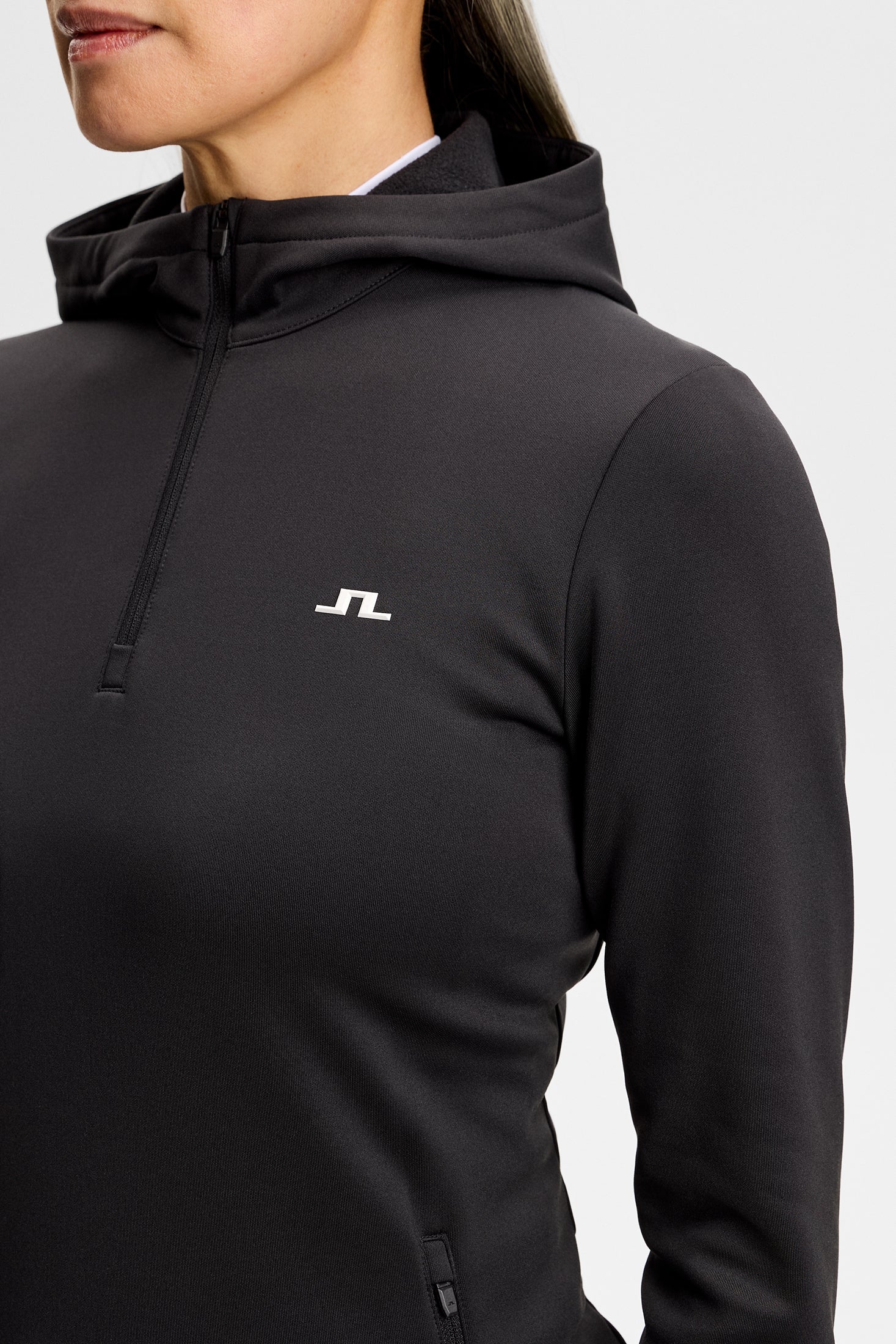Aerielle Quarter Zip Hood / Black | J.Lindeberg Official