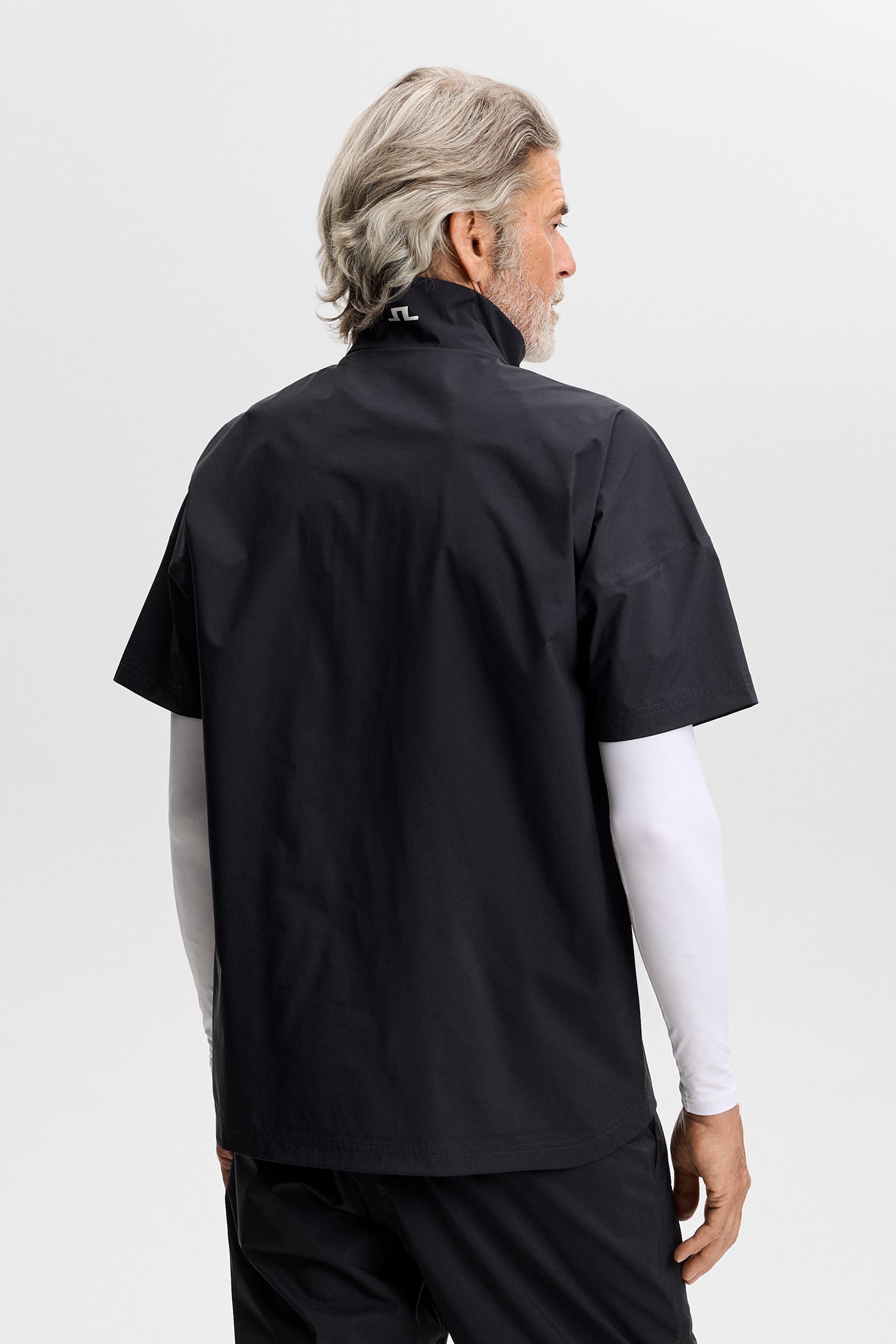 J.LINDEBERG半袖レインウェア ブラック Shay Rain Shirt / Black | J.Lindeberg Official