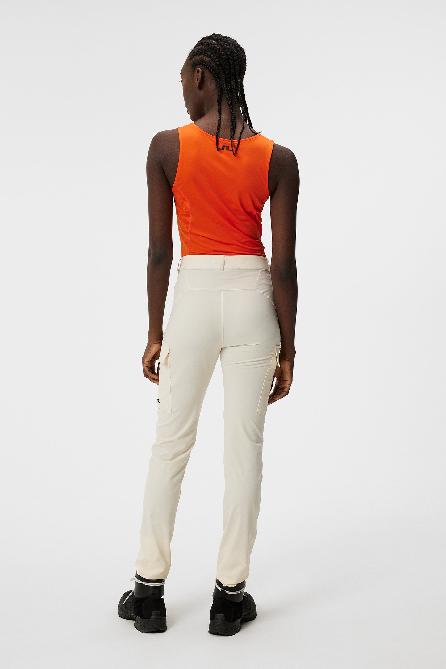 Anya Pant / Almond Milk