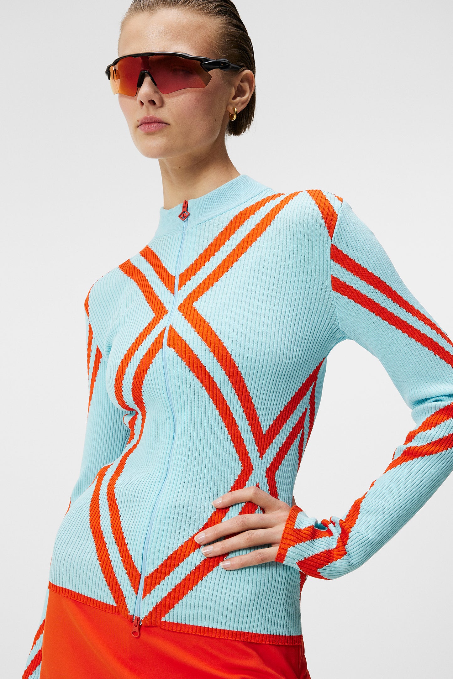 Flora Knitted Sweater / Atomizer