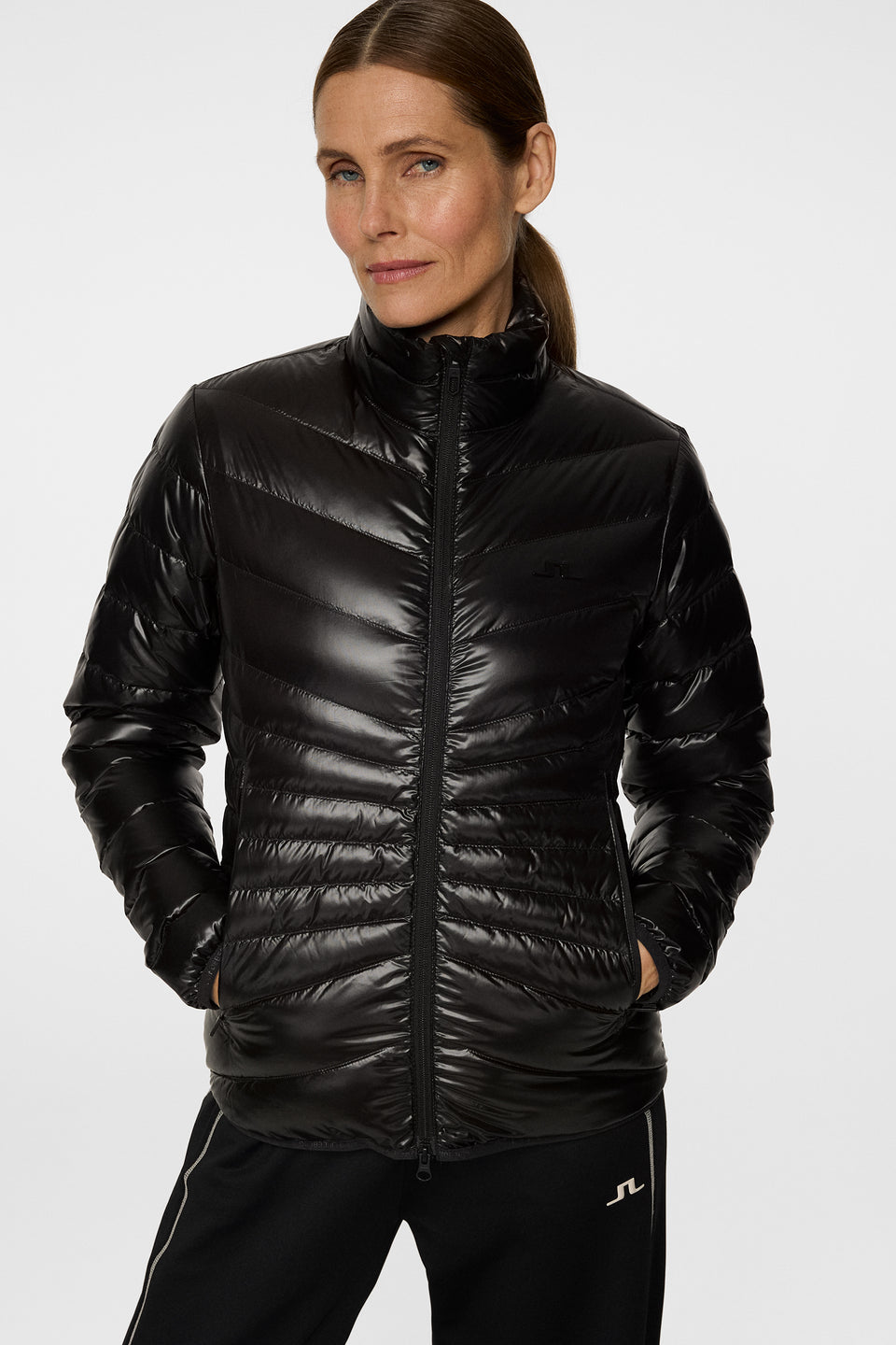 Lara Light Down Jacket / Black