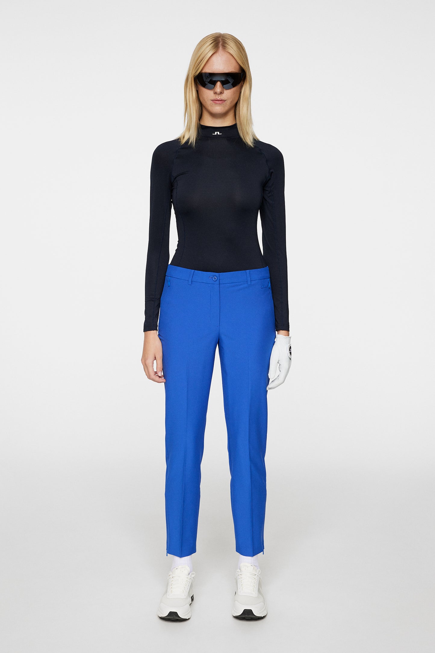 Pia Pant / Club Blue