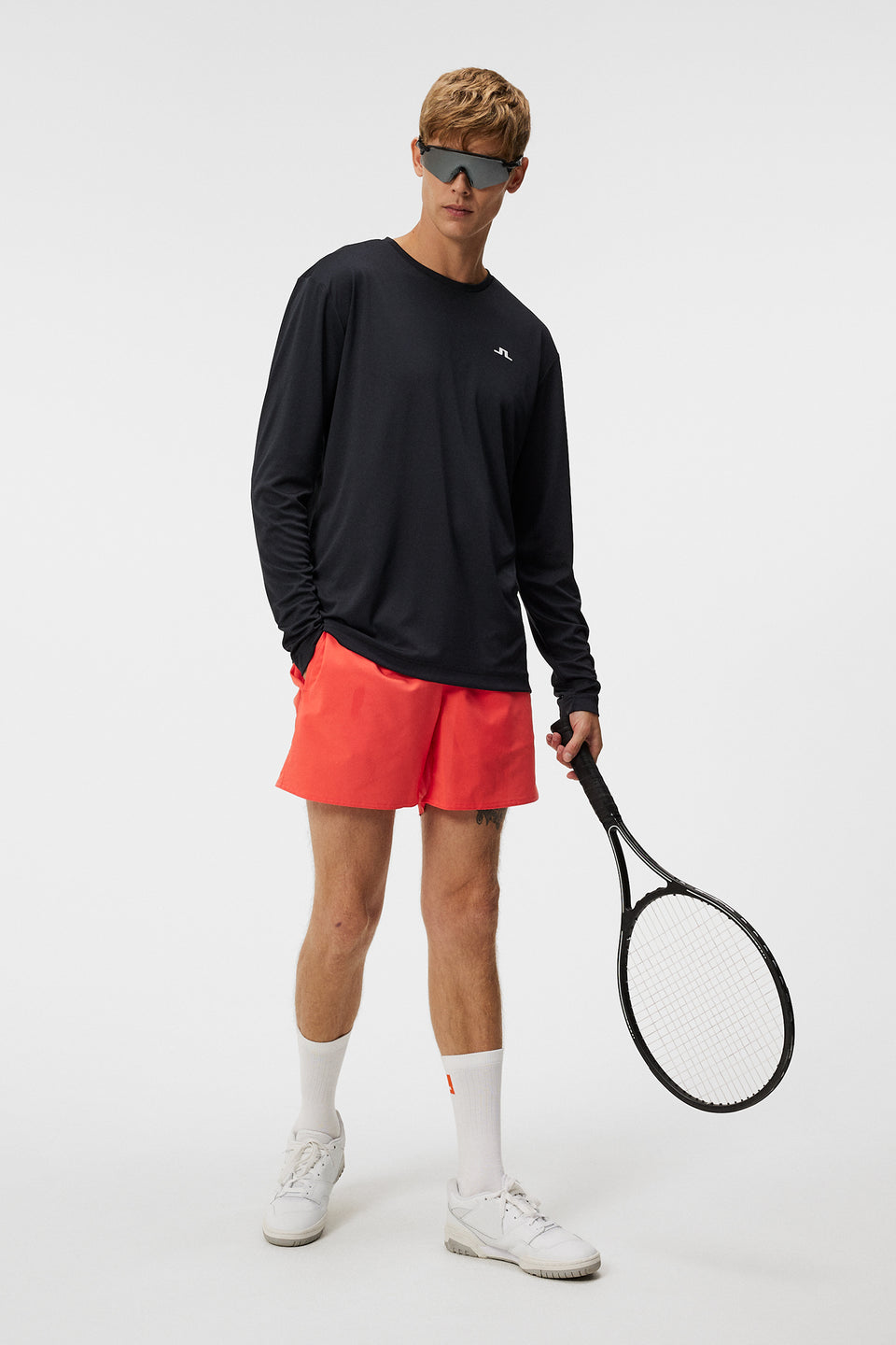 Ade T-shirt LS / Black