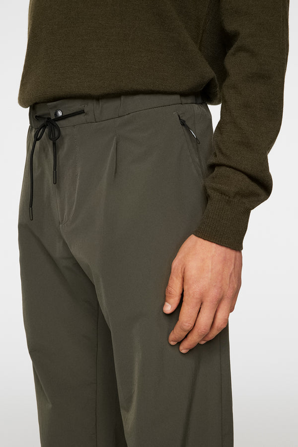 Jin DS Pleated Pants / Forest Green