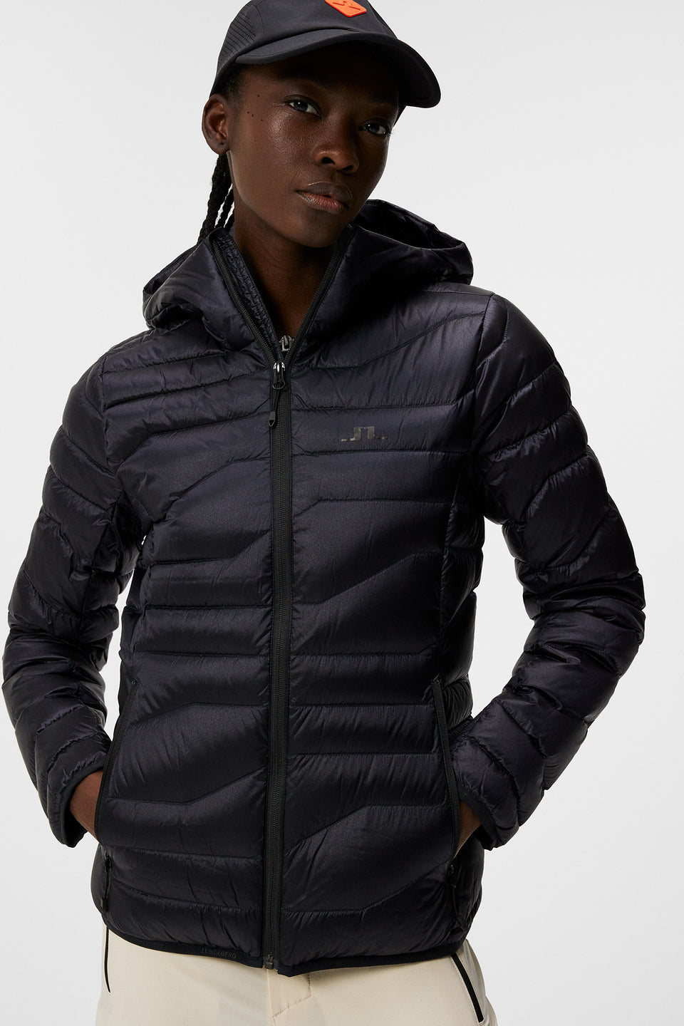 W Cliff Light Down Hood / Black