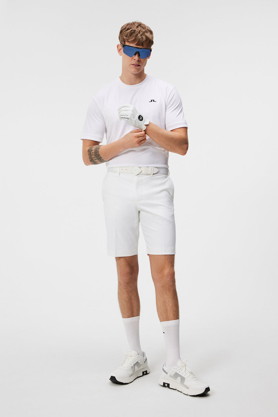 Eloy Shorts / White