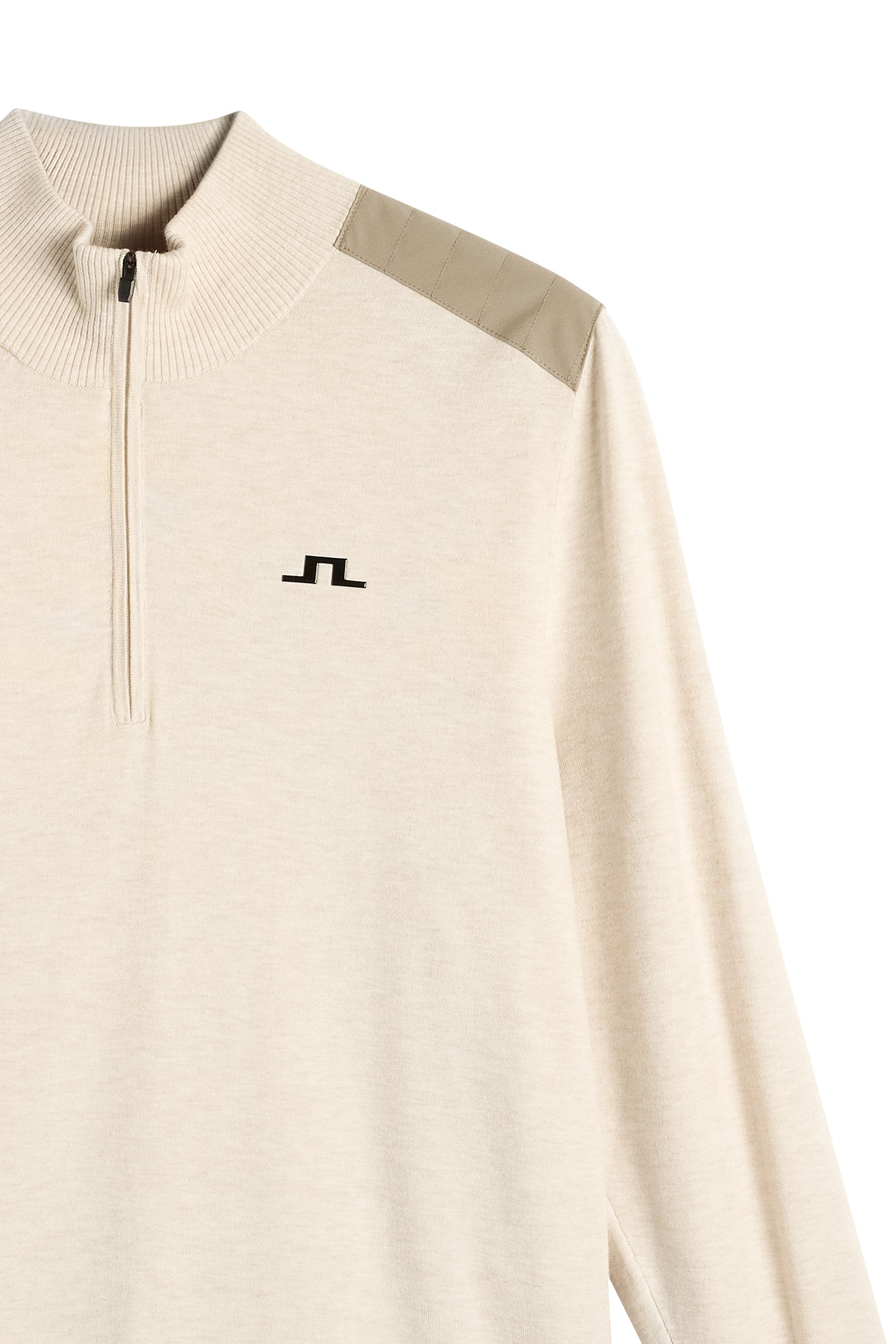 Close-up: Jeffrey Windbreaker Sweater in Moonbeam met halve rits, geribde kraag en Bridge-logo op de borst.