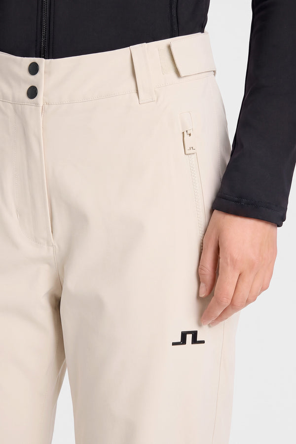 Elara Pant  / Moonbeam