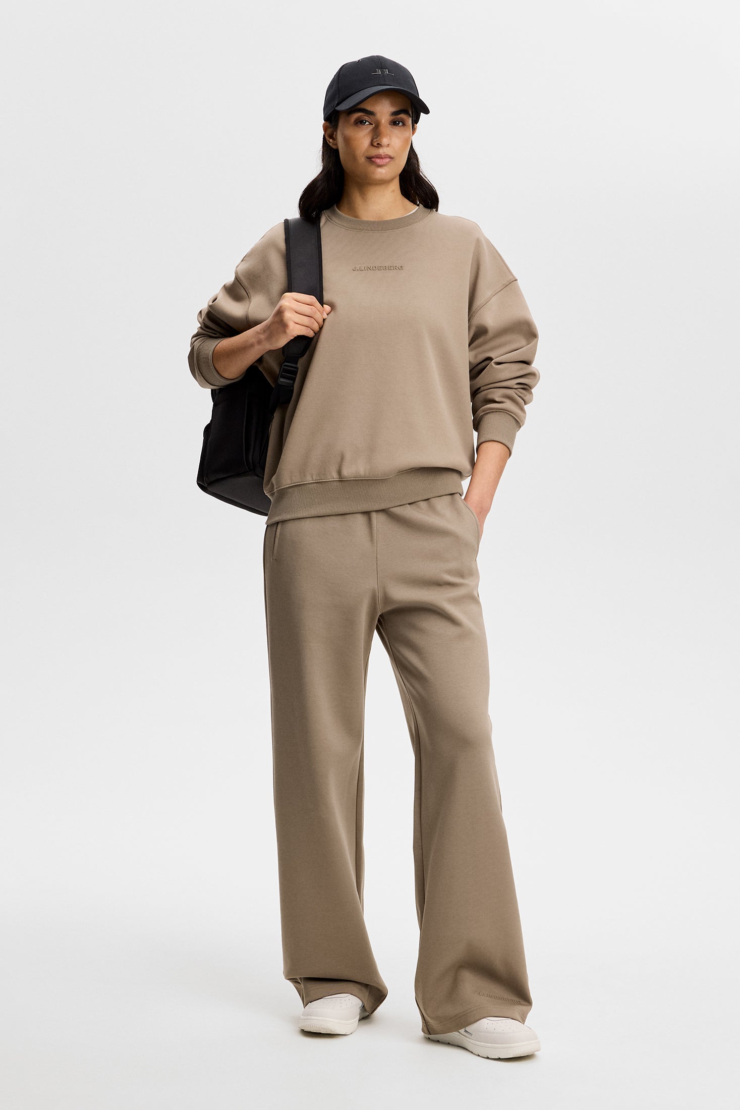 Cove Crew Neck / Brindle | J.Lindeberg Official