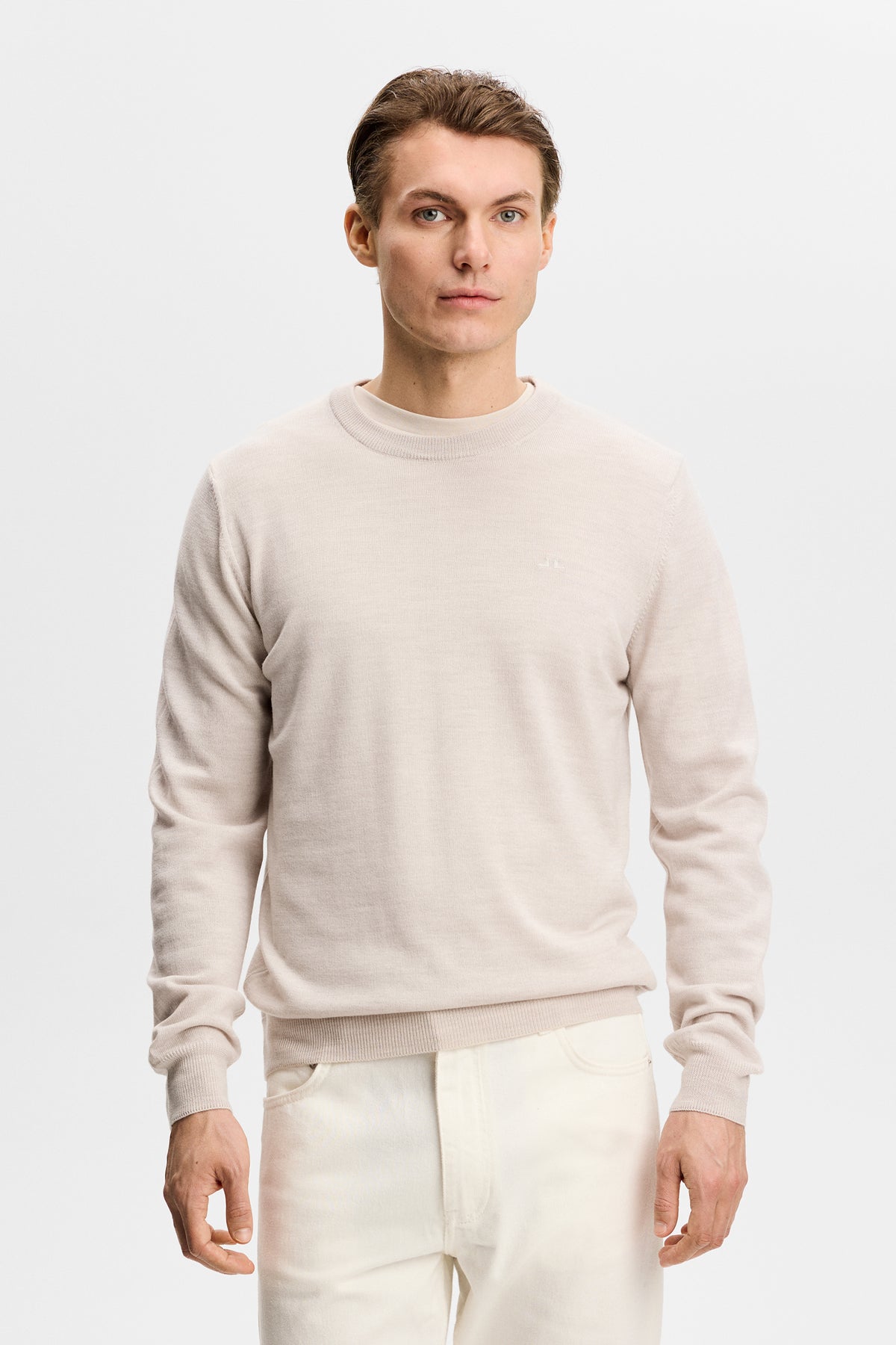 BMKW15781_C118_003.jpg
