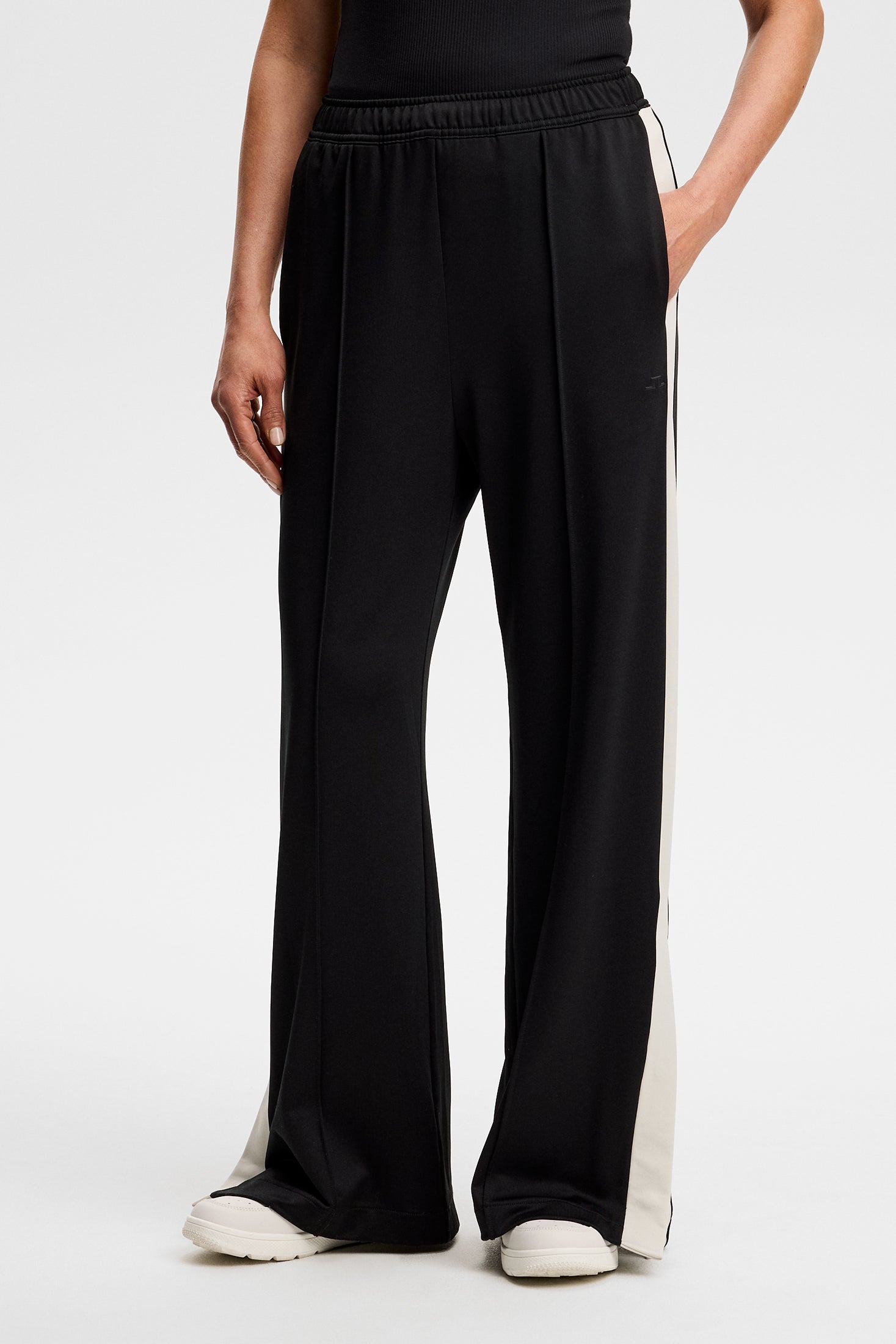 Fabiana Track Pants / Black | J.Lindeberg Official