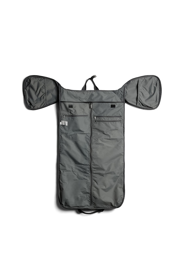 Garment Duffel Bag / Black