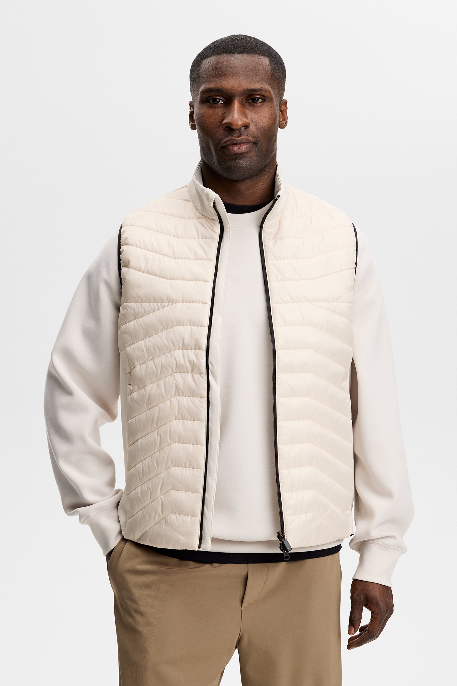 Heyden Quilt Hybrid Vest / Moonbeam | J.Lindeberg Official