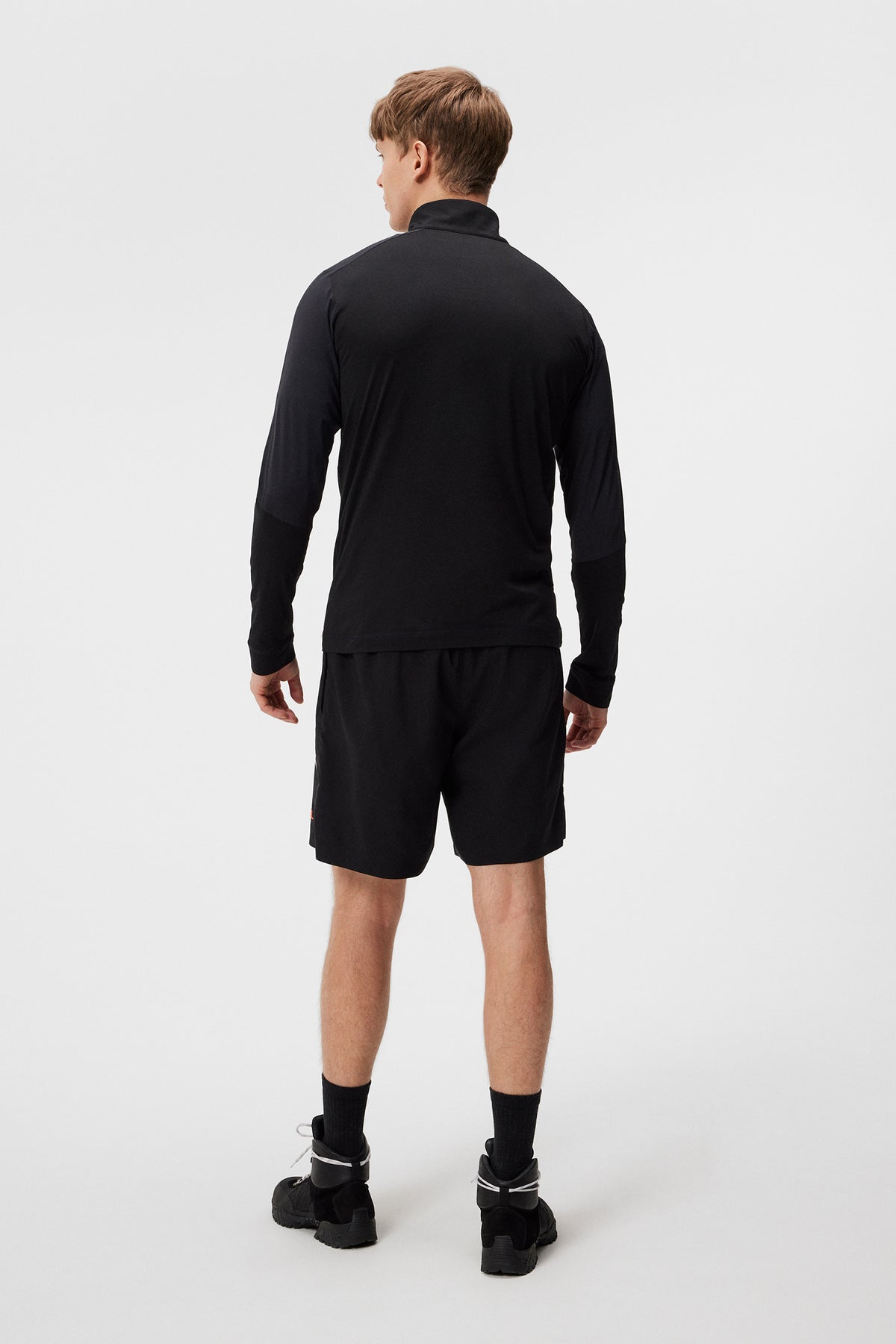 Matias Zip Mid Layer / Black