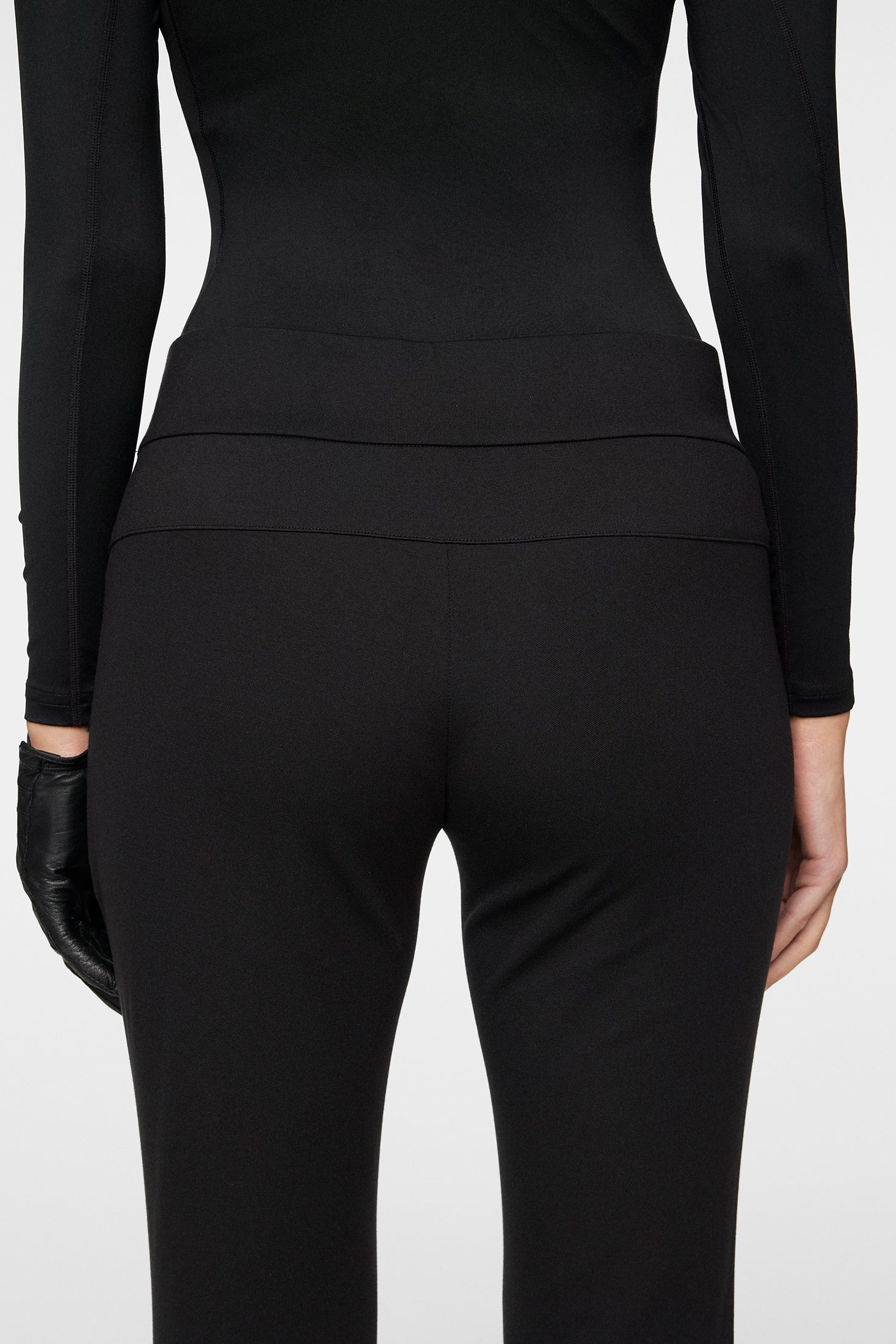 Lea Pull On Pant / Black | J.Lindeberg Official