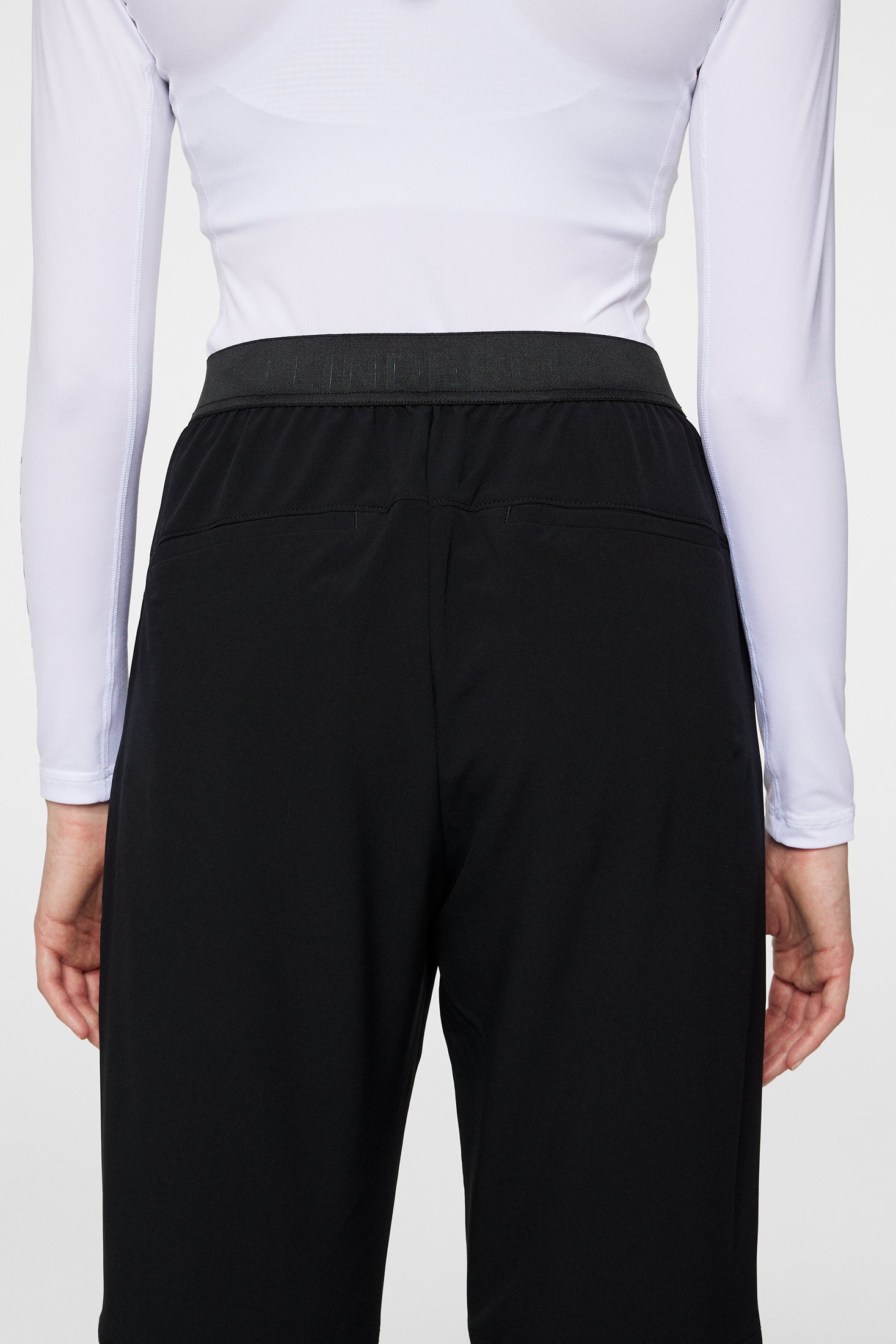 Jessica Pull On Pant / Black – J.Lindeberg