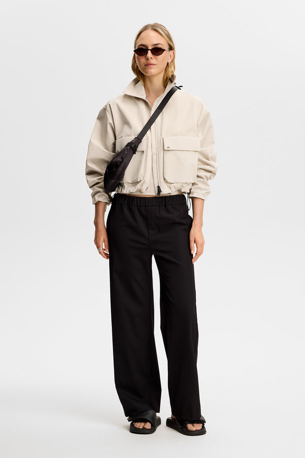 Anja Pant / Black