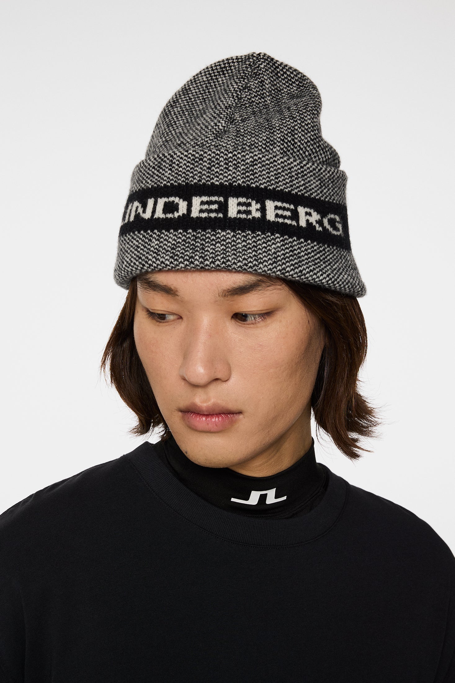 Ernie Beanie / Black – J.Lindeberg