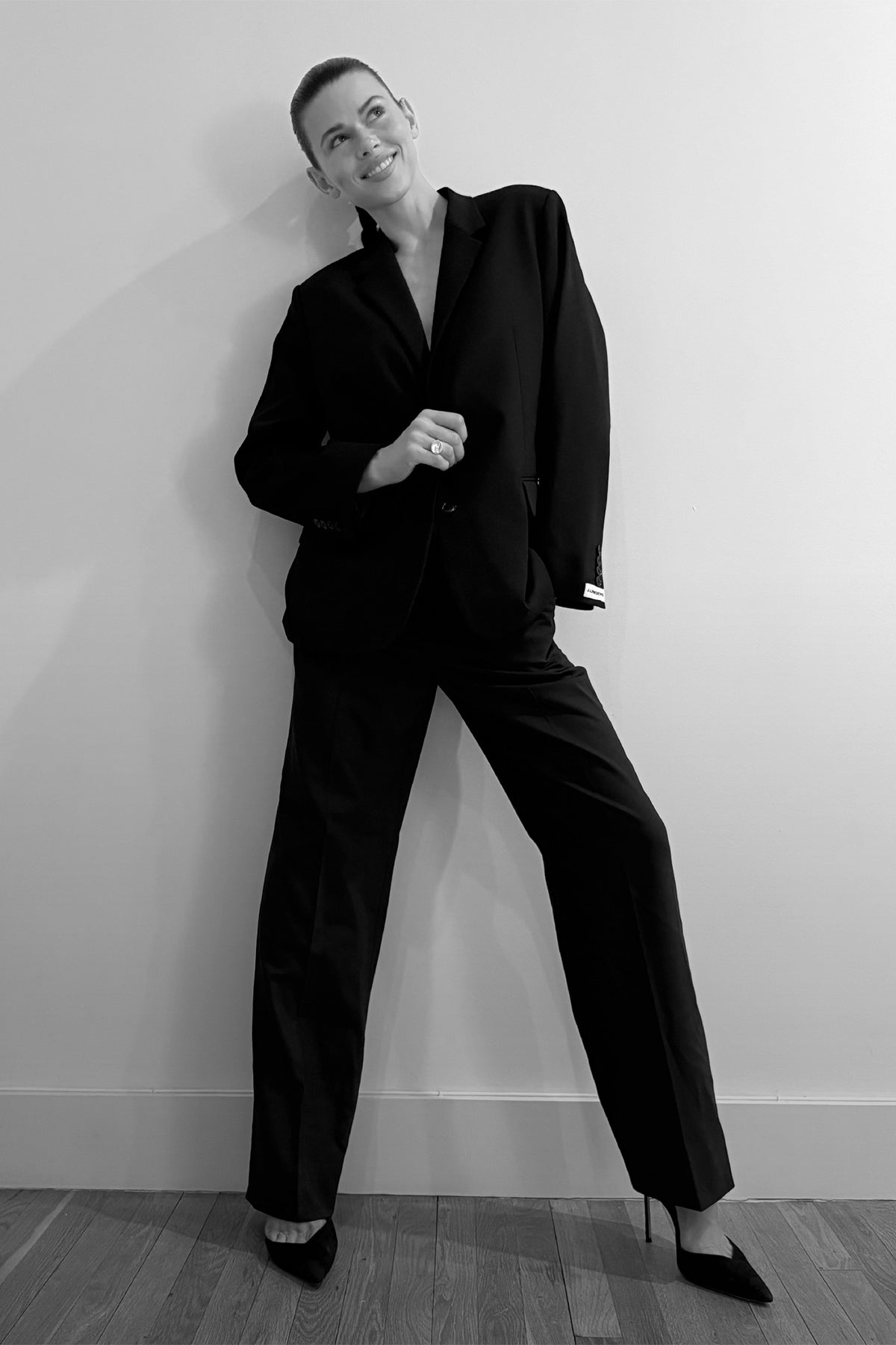 Anja Pant / Black