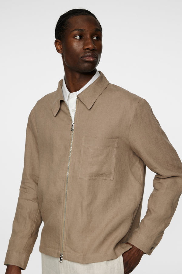 Julius Drape Linen Overshirt / Sepia Tint