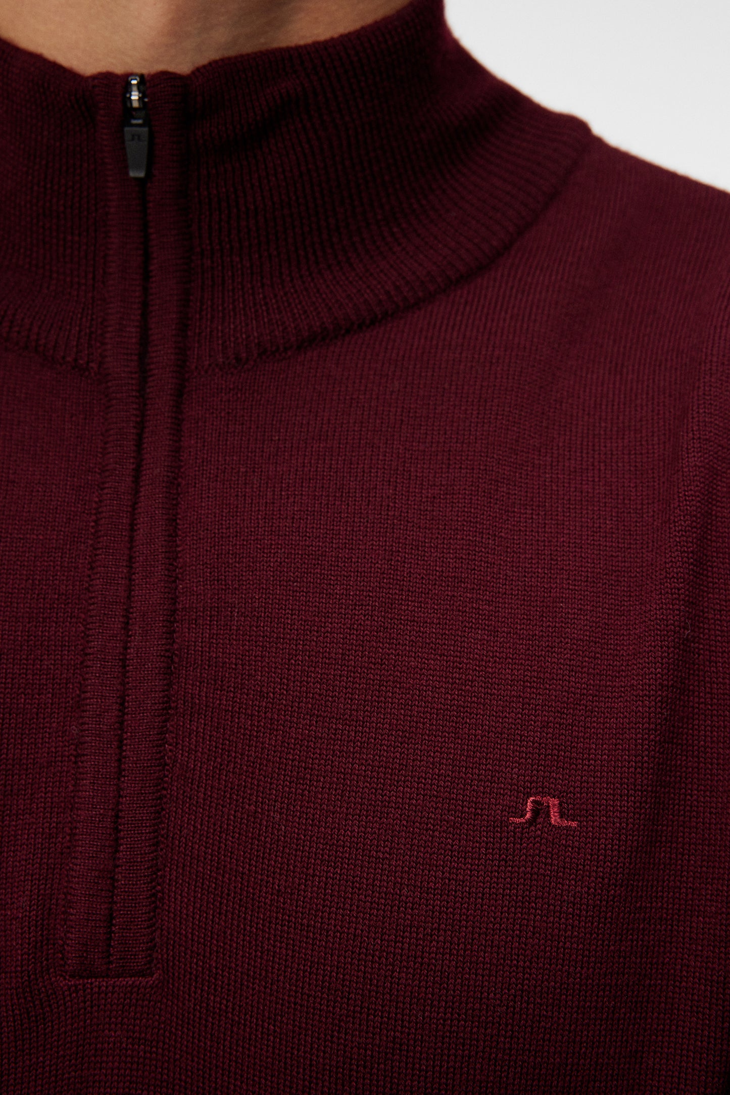 Kiyan Quarter Zip Sweater / Zinfandel